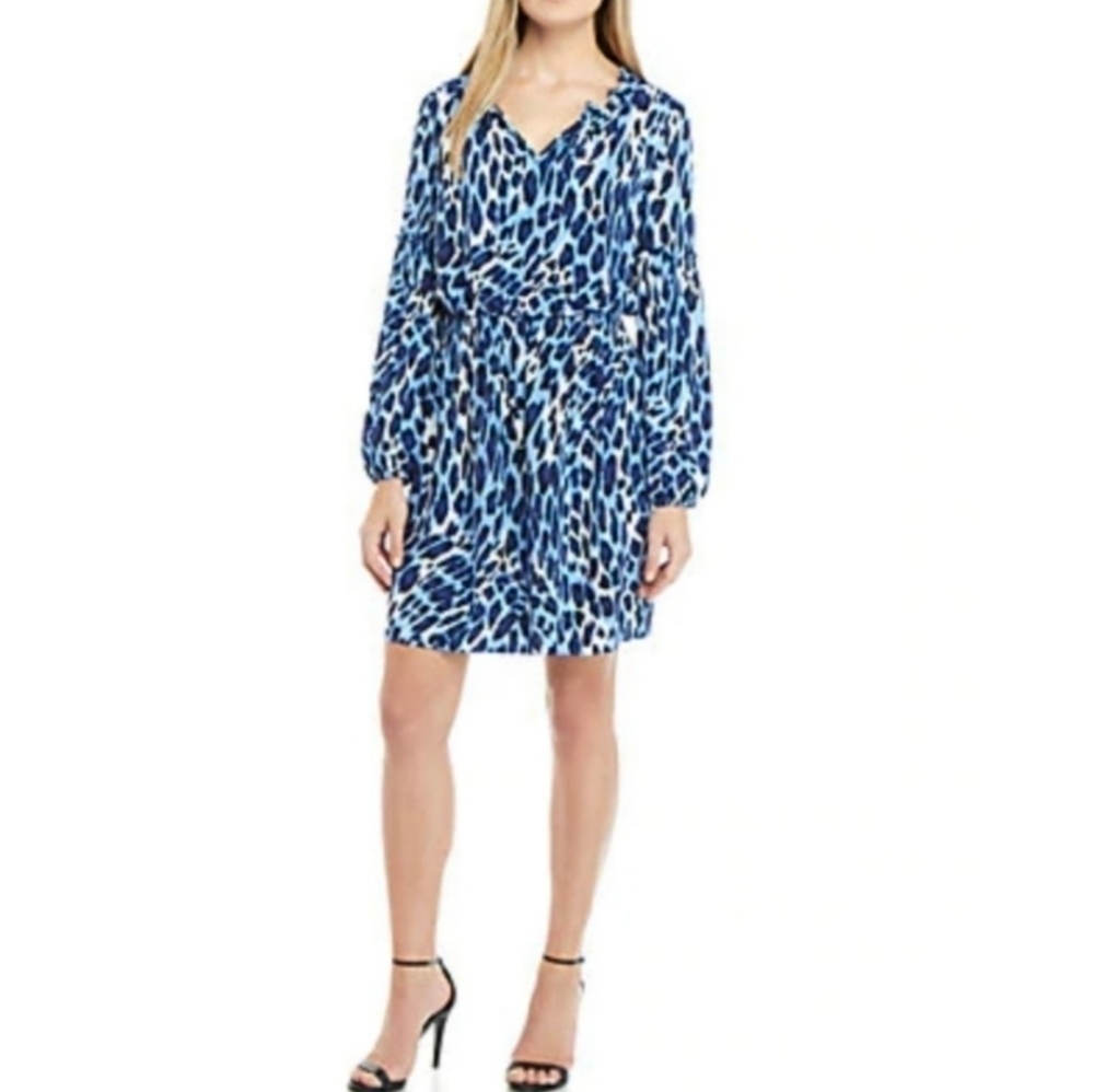 NWOT CROWN & IVY VNECK ANIMAL PRINT MINIDRESS SIZE SMALL